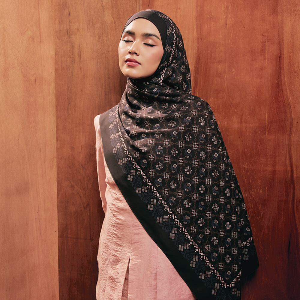 Cross Stitch (SH) (Ready Stock)