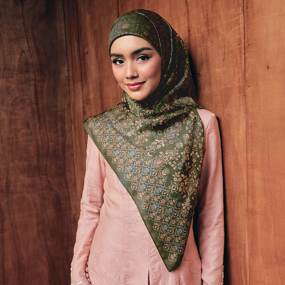 Trinket (SQ) (Ready Stock)